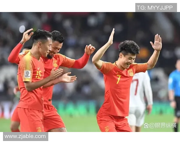 中国足球队队长最新动态及其在球队中的重要角色分析